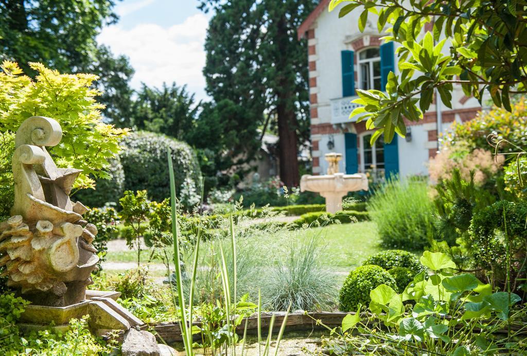 L'Oustal Bed & Breakfast Bourges Exterior photo